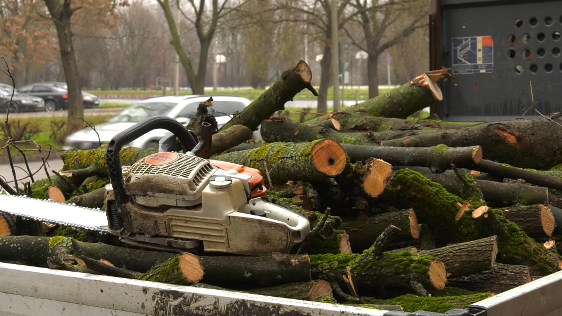 GALLYAZÁS MIATT KORLÁTOZZÁK A FORGALMAT